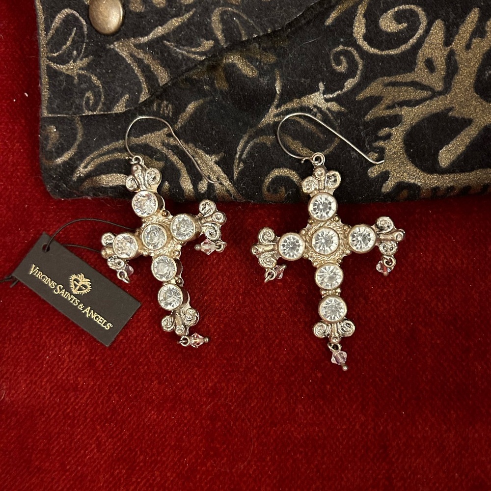 VSA Audrey earrings in silver tone